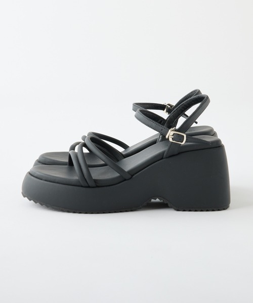 one after another NICE CLAUP(ワンアフターアナザーナイスクラップ)の「モールドチューブサンダル(サンダル・レディース・シルバー/ブラック/アイボリー・L/M/S)」の4枚目の写真