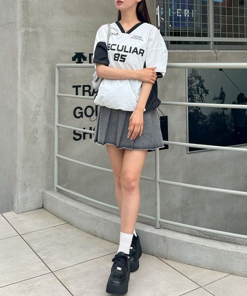 INGNI（イング）の「裾ドロストナイロンチュニックトップス／Ａ（Tシャツ/カットソー・レディース・ホワイト×ブラック/グレー系その他3/ブラック×ホワイト・M）」の8枚目の写真