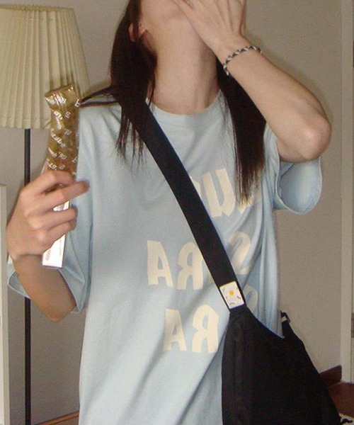 aimoha(アイモハ)の「BIGシルエットプリント半袖Tシャツ (SS)(Tシャツ/カットソー・レディース・ピンク/ブラック/グレー/ブルー・MEDIUM/LARGE)」の17枚目の写真