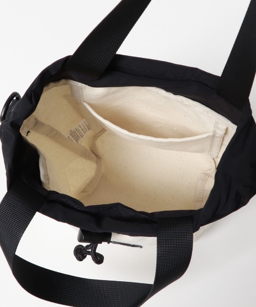 ITEMS URBANRESEARCH(アイテムズ アーバンリサーチ)の「WILDTHINGS 571008(ショルダーバッグ・メンズ・ブラック/オフホワイト・-)」の6枚目の写真