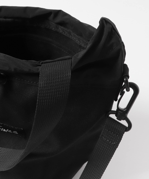 ITEMS URBANRESEARCH(アイテムズ アーバンリサーチ)の「WILDTHINGS 571008(ショルダーバッグ・メンズ・ブラック/オフホワイト・-)」の7枚目の写真