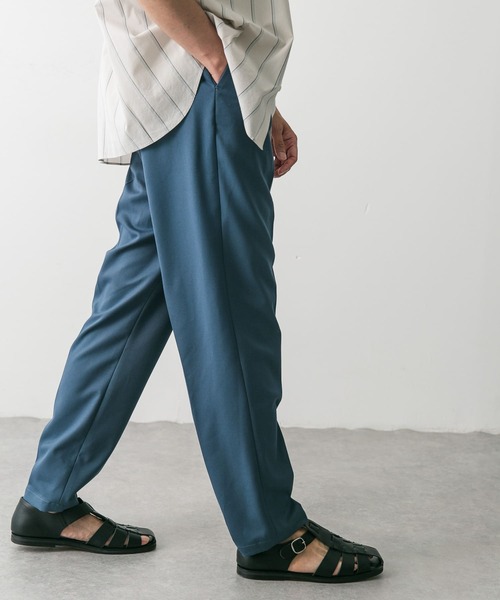 URBAN RESEARCH DOORS（アーバンリサーチドアーズ）の「TRツイルテーパードトラウザー（その他パンツ・メンズ・ブラック/ベージュ系その他/ブルー系その他/モカ/グレー・SMALL/LARGE/MEDIUM）」の20枚目の写真