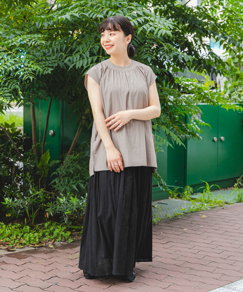 ITEMS URBANRESEARCH（アイテムズ アーバンリサーチ）の「サイドスリットフレンチブラウス（シャツ/ブラウス・レディース・モカ/ネイビー/オフホワイト・FREE）」の12枚目の写真