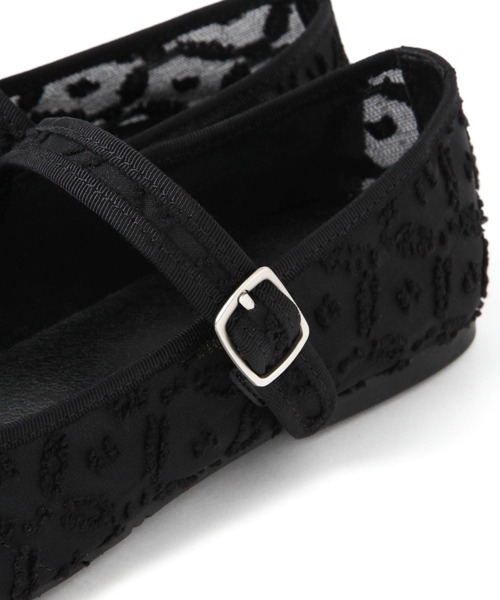 studio CLIP(スタディオクリップ)の「シアーワンストラップフラットシューズ(ドレスシューズ・レディース・ブラック/オフホワイト・MEDIUM/LARGE)」の16枚目の写真