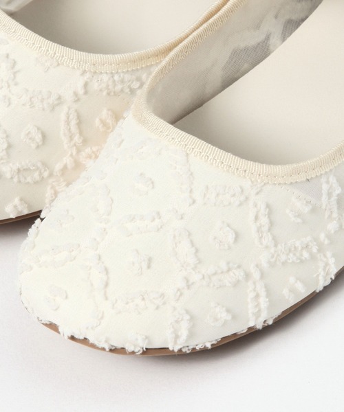 studio CLIP(スタディオクリップ)の「シアーワンストラップフラットシューズ(ドレスシューズ・レディース・ブラック/オフホワイト・MEDIUM/LARGE)」の20枚目の写真