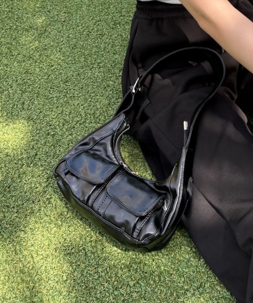 Birthday room（バースデイルーム）の「2ポケットハンドバッグ（ハンドバッグ・レディース・シルバー/ブラック・FREE）」の14枚目の写真