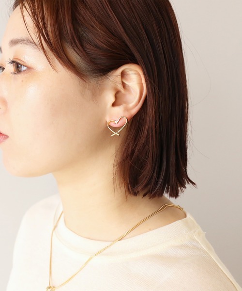 moichou（モイシュ）の「[moichou]ワンストロークハートピアス（ピアス（両耳用）・レディース・ゴールド/シルバー・ONE SIZE）」の3枚目の写真