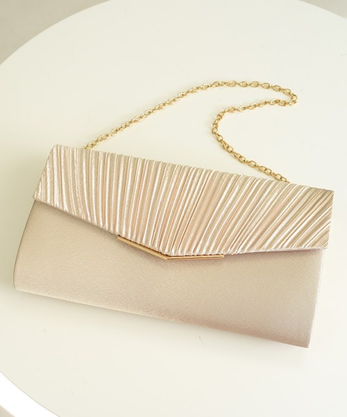 DAY CLOSET(デイ クローゼット)の「レディース 3WAYチェーン付きショルダークラッチバッグ(クラッチバッグ・レディース・ブラック/ベージュ/シルバー・ONE SIZE)」の7枚目の写真