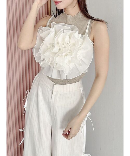 dazzlin（ダズリン）の「モチーフフラワービスチェ（キャミソール・レディース・ブラック/アイボリー/インディゴブルー/オレンジ・FREE）」の2枚目の写真