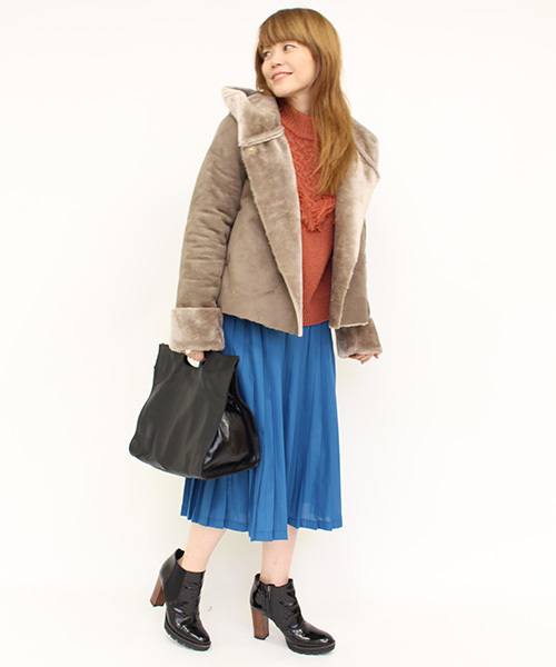 mystic（ミスティック）の「【予約限定★ニットプレゼント】ムートンショートコート（ムートンコート・レディース・ブラウン/モカ/キャメル・FREE）」の4枚目の写真