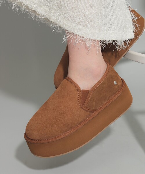 Ray BEAMS（レイビームス）の「EMU Australia / Stinger Reef Flatform（その他シューズ・レディース・ブラウン系その他3/ブラック・6/7/8）」の4枚目の写真