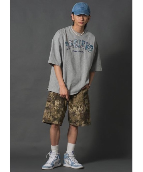 REGIEVO(レジエボ)の「【REGIEVO】 カレッジロゴ オーバーサイズ ルーズTシャツ(Tシャツ/カットソー・メンズ・オフホワイト/グレー/ブラック・LARGE/MEDIUM)」の13枚目の写真