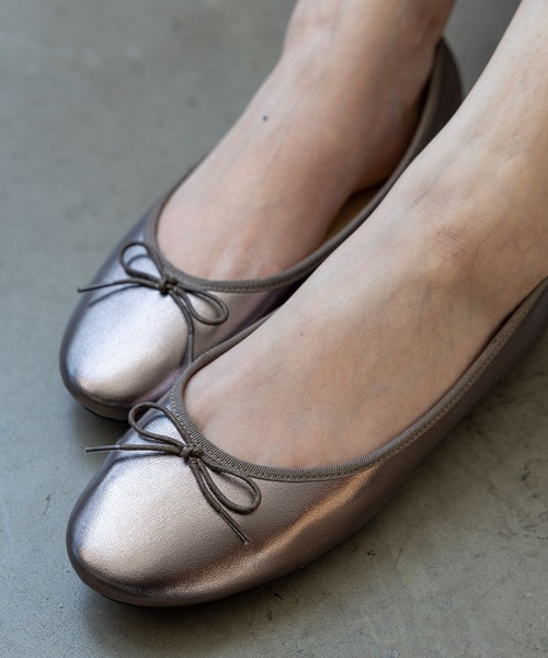 GLOBAL WORK（グローバルワーク）の「らくっション撥水バレエ/135873（バレエシューズ・レディース・ブラック系3/シルバー系1/ブラック系/シルバー系2/ブラック系9/グレー系4/ガンメタ/ホワイト系7/ゴールド系その他2/ブラウン/レオパード・MEDIUM/X-LARGE/SMALL/LARGE）」の11枚目の写真