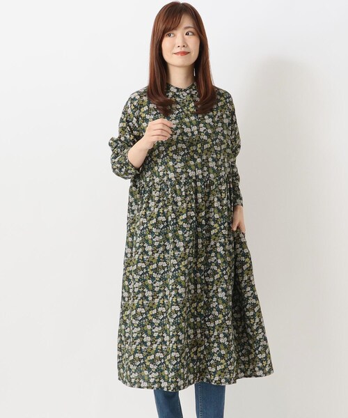 one'sterrace(ワンズテラス)の「綿麻レーヨンウエスト切替ギャザー入りワンピース(ワンピース・レディース・ブラック系8/イエロー系8/ネイビー系5・02)」の3枚目の写真