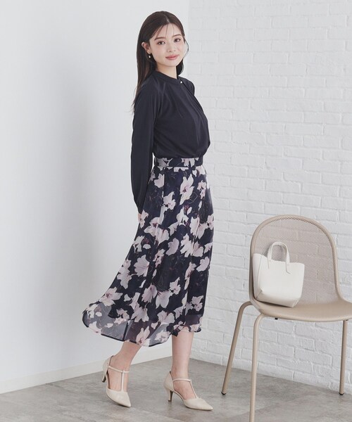 index（インデックス）の「◆オーガンジーフラワーフレアスカート【洗濯機洗い可/イージーアイロン】（スカート・レディース・ベージュ系その他4/ライトグレー系/ネイビー系・40/38/42/36）」の10枚目の写真