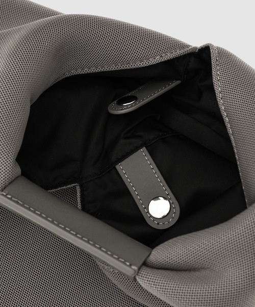 MM6 Maison Margiela（ｴﾑｴﾑｼｯｸｽ ﾒｿﾞﾝ ﾏﾙｼﾞｪﾗ）の「“Japanese” Bag (Mini) Exclusive Color（ハンドバッグ・レディース・グレー・ONE SIZE）」の5枚目の写真