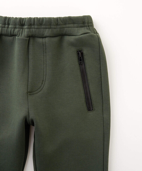 BeBe（ベベ）の「ボンディング切り替えジョグパンツ(80~150cm)（スウェットパンツ・キッズ・グレー/グリーン・100cm/90cm/120cm/110cm/140cm/150cm/130cm/80ｃｍ）」の15枚目の写真