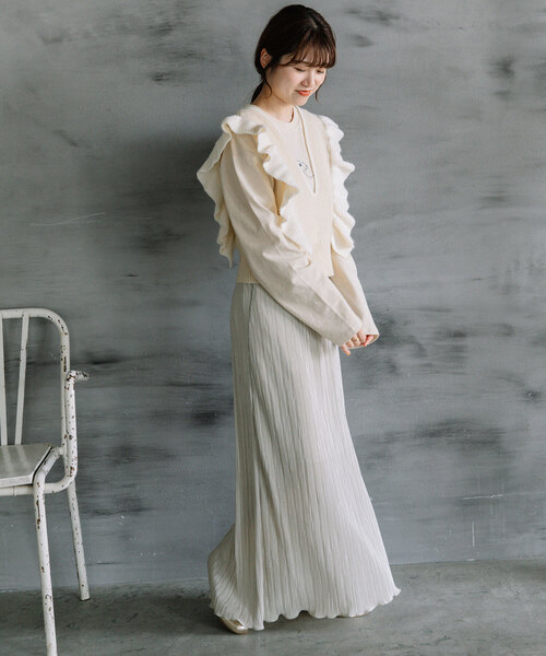 POU DOU DOU(プードゥドゥ)の「サテンプリーツIラインスカート(スカート・レディース・ブラック/モカ/グレー系・M)」の19枚目の写真