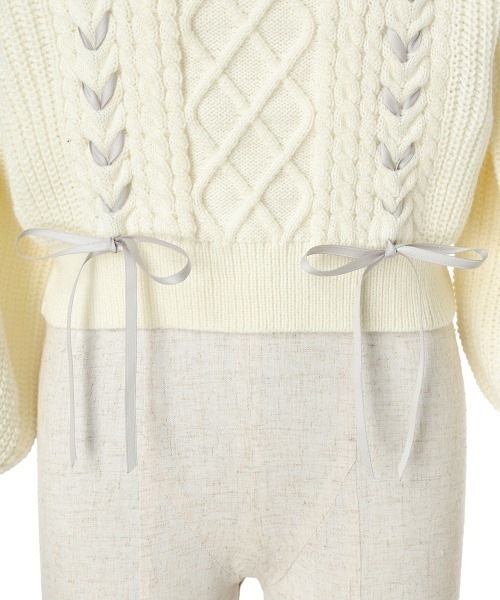 F i.n.t（フィント）の「リボンレースアップケーブルニットプルオーバー/fint（ニット/セーター・レディース・オフホワイト/レッド/ライトグレー・FREE）」の17枚目の写真