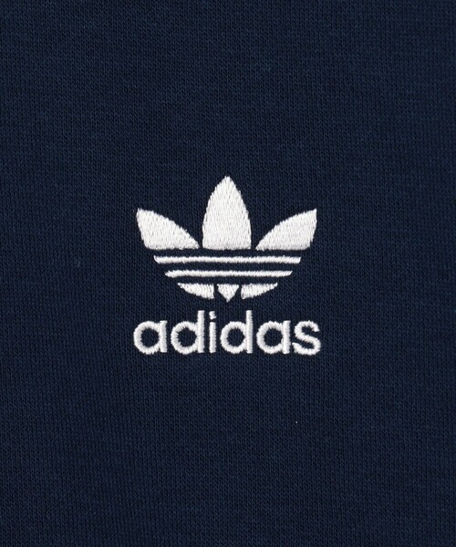 FREAK'S STORE(フリークスストア)の「限定展開 adidas/アディダス アディカラー クラシックス スリーストライプス クルーネック(スウェット・メンズ・ネイビー/ブラック・MEDIUM/LARGE/X-LARGE/XX-LARGE)」の7枚目の写真
