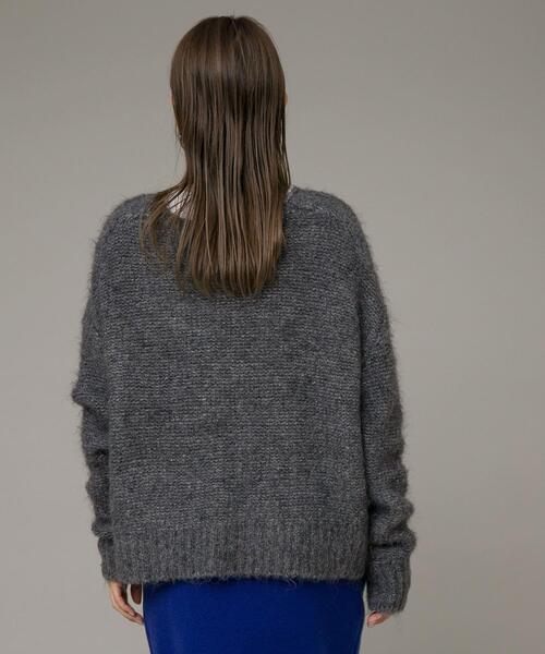 URBAN RESEARCH Sonny Label（アーバンリサーチサニーレーベル）の「ディープVネックプルオーバー（ニット/セーター・レディース・ラベンダー/グレー/ブラウン・FREE）」の7枚目の写真