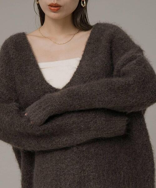 URBAN RESEARCH Sonny Label（アーバンリサーチサニーレーベル）の「ディープVネックプルオーバー（ニット/セーター・レディース・ラベンダー/グレー/ブラウン・FREE）」の13枚目の写真