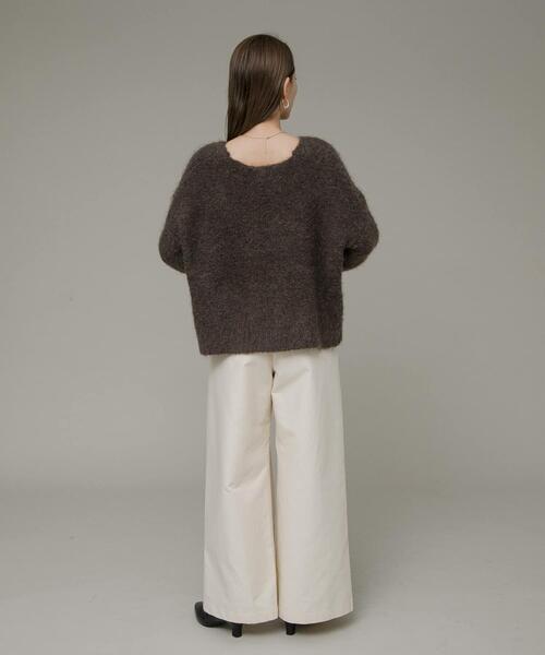 URBAN RESEARCH Sonny Label（アーバンリサーチサニーレーベル）の「ディープVネックプルオーバー（ニット/セーター・レディース・ラベンダー/グレー/ブラウン・FREE）」の19枚目の写真