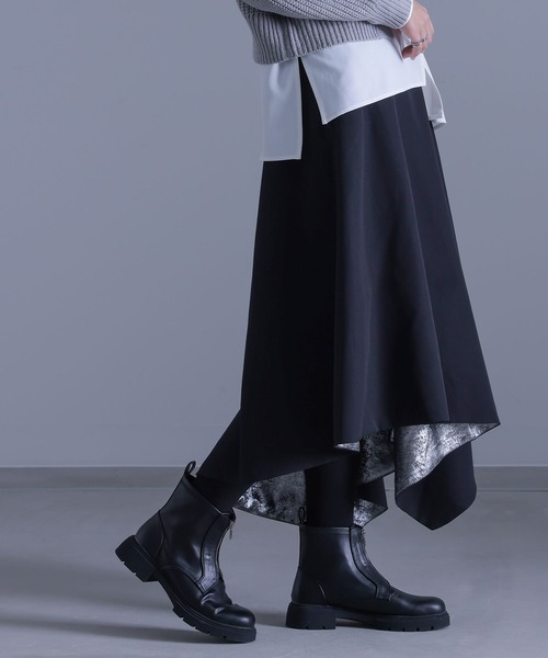 kOhAKU（コハク）の「『箔切替アシメフレアスカート』（スカート・レディース・ブラック・1/2）」の3枚目の写真