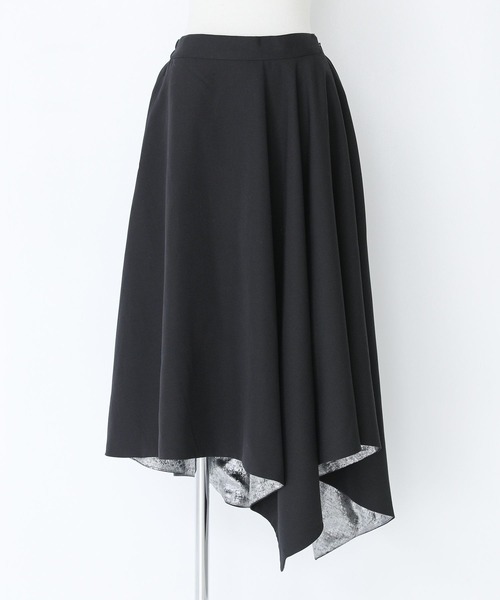 kOhAKU（コハク）の「『箔切替アシメフレアスカート』（スカート・レディース・ブラック・1/2）」の16枚目の写真