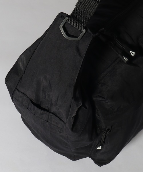 GERRY(ジェリー)の「【GERRY/ジェリー】大容量 2ポケット バナナ型ショルダーバッグ(ショルダーバッグ・メンズ・ブラック・FREE)」の11枚目の写真