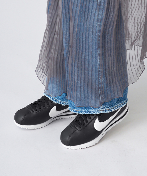 IENA（イエナ）の「NIKE/ナイキ ウィメンズ コルテッツ DN1791（スニーカー・レディース・ブラック/ホワイト系その他/ホワイト・23cm/23.5cm/24cm/24.5cm/25cm）」の11枚目の写真