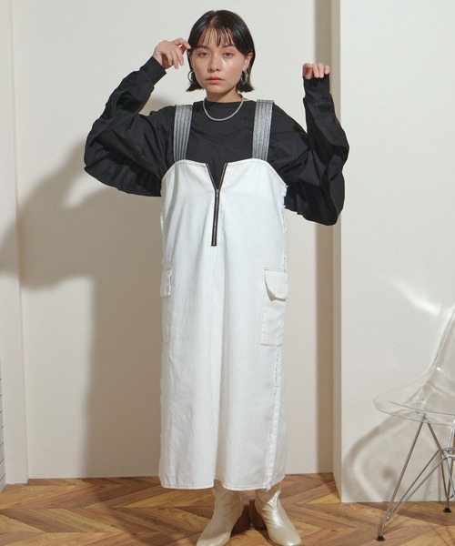 palm RICHE(ポームリシュ)の「オーバーサイズバックフリルロンT(Tシャツ/カットソー・レディース・ブラック/オフホワイト・M)」の17枚目の写真