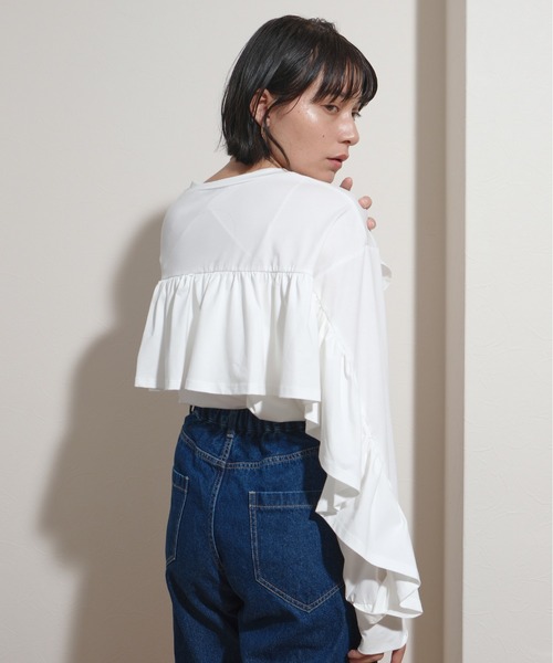palm RICHE(ポームリシュ)の「オーバーサイズバックフリルロンT(Tシャツ/カットソー・レディース・ブラック/オフホワイト・M)」の10枚目の写真