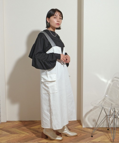 palm RICHE(ポームリシュ)の「オーバーサイズバックフリルロンT(Tシャツ/カットソー・レディース・ブラック/オフホワイト・M)」の18枚目の写真