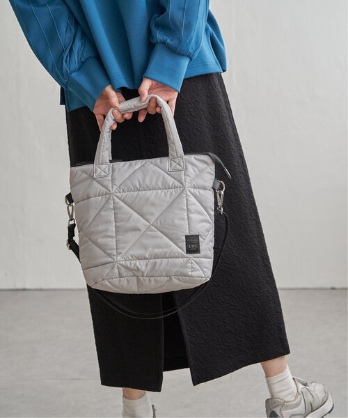 LBC（エルビーシー）の「キルティング2WAYトートバッグ（ショルダーバッグ・レディース・ピンク/オフホワイト/グレー・FREE）」の6枚目の写真