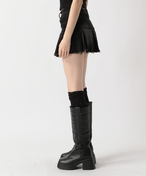 FOREVER 21（フォーエバー トゥエンティーワン）の「【2025SS】加工デニムミニスカート（デニムスカート・レディース・ブルー/ブラック・MEDIUM/SMALL）」の16枚目の写真