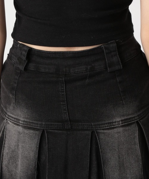 FOREVER 21（フォーエバー トゥエンティーワン）の「【2025SS】加工デニムミニスカート（デニムスカート・レディース・ブルー/ブラック・MEDIUM/SMALL）」の18枚目の写真