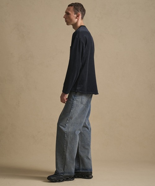 PUBLIC TOKYO（パブリックトウキョウ）の「ベロアウォームコードプルオーバー（スウェット・メンズ・ダークネイビー/ダークブラウン・2/1）」の19枚目の写真