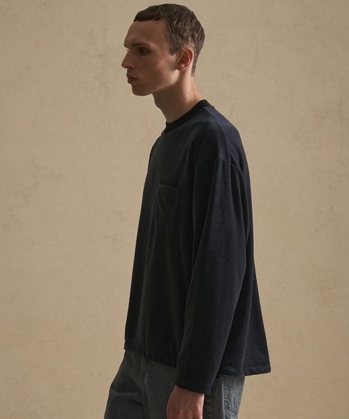 PUBLIC TOKYO（パブリックトウキョウ）の「ベロアウォームコードプルオーバー（スウェット・メンズ・ダークネイビー/ダークブラウン・2/1）」の15枚目の写真