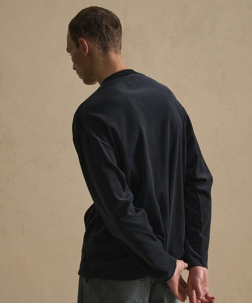 PUBLIC TOKYO（パブリックトウキョウ）の「ベロアウォームコードプルオーバー（スウェット・メンズ・ダークネイビー/ダークブラウン・2/1）」の16枚目の写真