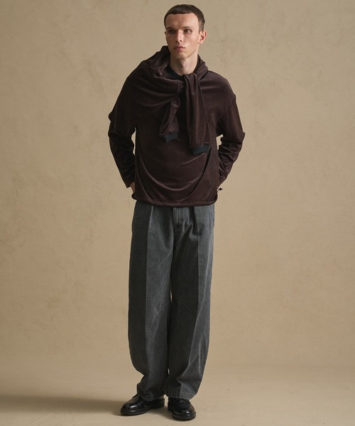 PUBLIC TOKYO（パブリックトウキョウ）の「ベロアウォームコードプルオーバー（スウェット・メンズ・ダークネイビー/ダークブラウン・2/1）」の11枚目の写真