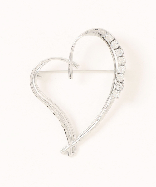qualite(カリテ)の「ラインストーンハートブローチ(ブローチ/コサージュ・レディース・シルバー/ゴールド・フリー)」の3枚目の写真