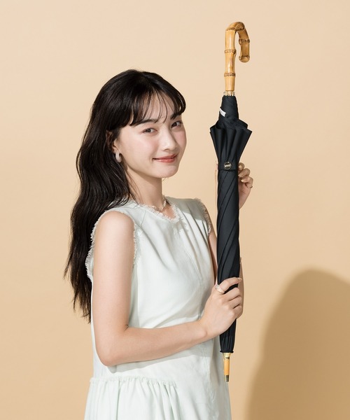 UVO（ウーボ）の「★完全遮光100% 最強の日傘「UVO（ウーボ）」CALM 8本骨 長傘 無地 Wpc.（長傘・レディース・ブラック/ライトブラウン/グレー/ブルー/グリーン/ピンク/ベージュ・FREE）」の2枚目の写真