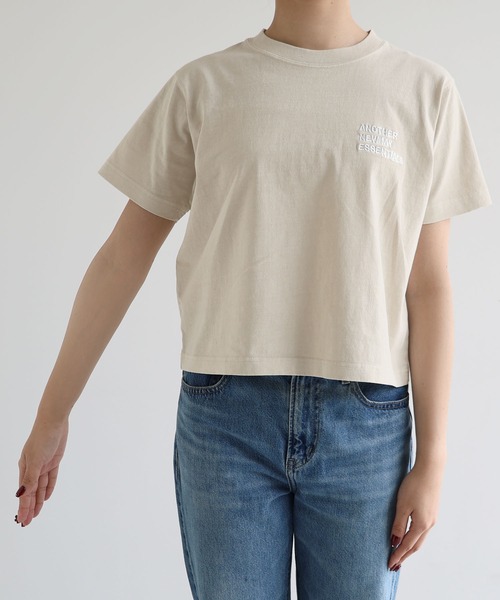 ANME(アンメ)の「ピグメント加工ANMEエンブロイダリーロゴミニTシャツ(Tシャツ/カットソー・レディース・ベージュ/ネイビー/オフホワイト/ブラック・M/L)」の11枚目の写真