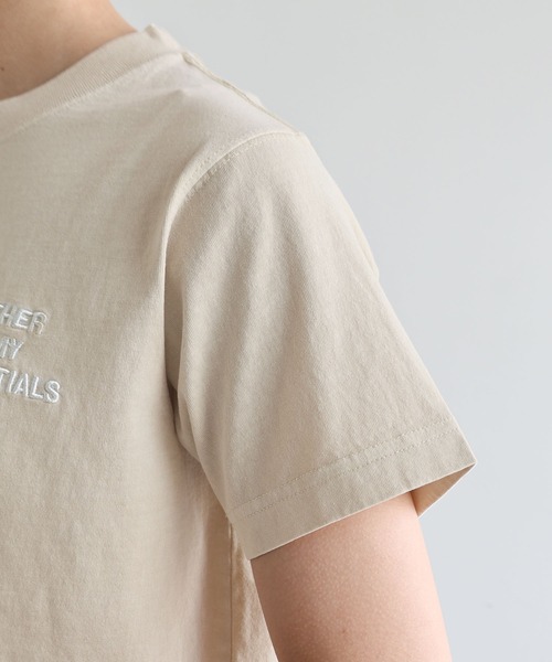 ANME(アンメ)の「ピグメント加工ANMEエンブロイダリーロゴミニTシャツ(Tシャツ/カットソー・レディース・ベージュ/ネイビー/オフホワイト/ブラック・M/L)」の17枚目の写真
