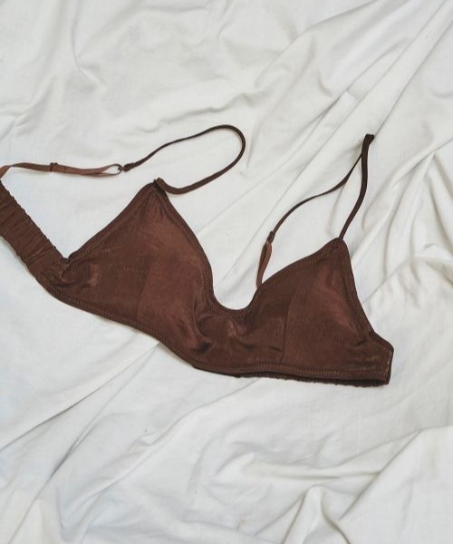 TODAYFUL(トゥデイフル)の「【TODAYFUL/トゥデイフル】Cupin Satin Bratop/サテンブラトップ(チューブトップ・レディース・キナリ/チョコ/チャコールグレー・FREE)」の9枚目の写真