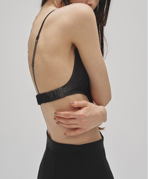 TODAYFUL(トゥデイフル)の「【TODAYFUL/トゥデイフル】Cupin Satin Bratop/サテンブラトップ(チューブトップ・レディース・キナリ/チョコ/チャコールグレー・FREE)」の15枚目の写真