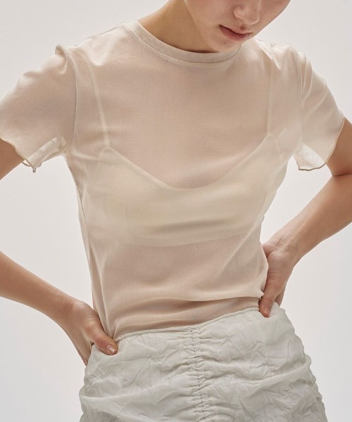 TODAYFUL(トゥデイフル)の「【TODAYFUL/トゥデイフル】Cupin Satin Bratop/サテンブラトップ(チューブトップ・レディース・キナリ/チョコ/チャコールグレー・FREE)」の4枚目の写真