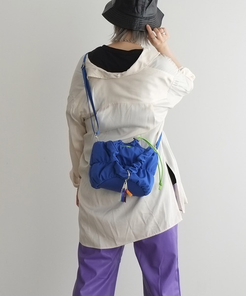cheek(BAG)(チーク)の「pokkori kinchaku 2way tote / トートバッグ(トートバッグ・レディース・ブルー/イエロー/グレー/ブラック/パープル・FREE)」の20枚目の写真