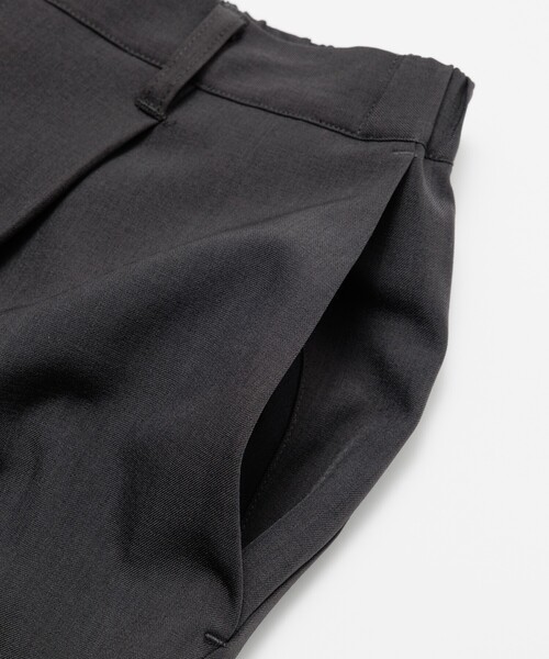 FREAK'S STORE（フリークスストア）の「FREAK’S STORE/フリークスストア バギーシルエット スラックス ショートパンツ（その他パンツ・メンズ・チャコールグレー/ブラック/その他13・MEDIUM/LARGE）」の6枚目の写真